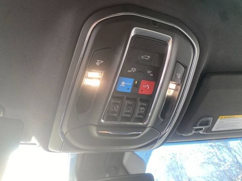Used 2023 Jeep Grand Cherokee Trailhawk AWD/4WD image 23