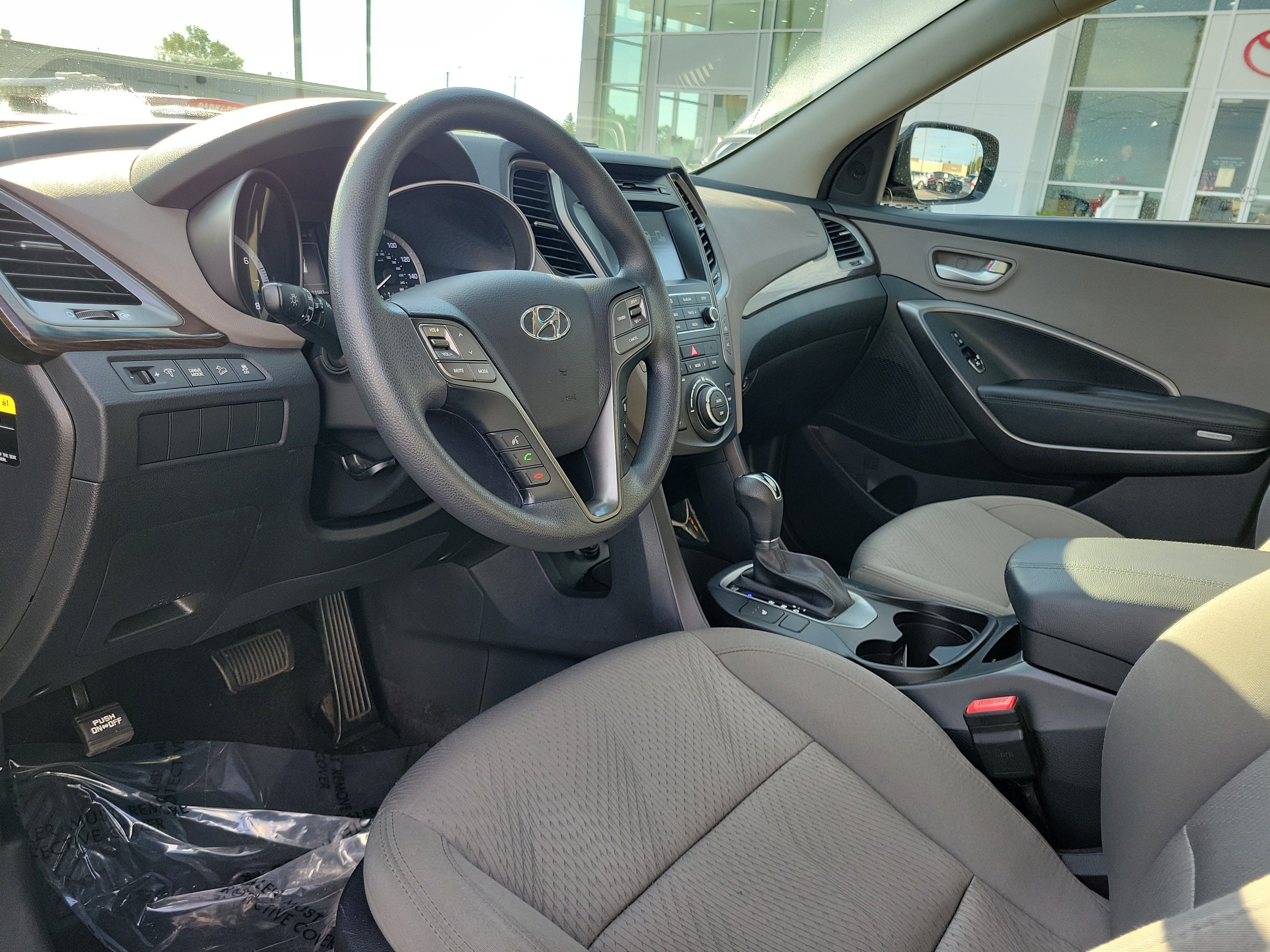 Used 2018 Hyundai Santa Fe Sport w/ 2.4L Value Package 02 FWD image 19