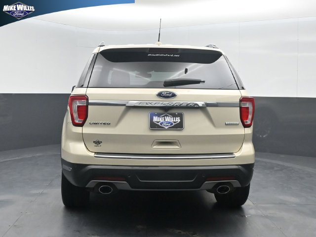 Used 2018 Ford Explorer Limited w/ Equipment Group 301A FWD image 6