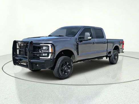 Used 2023 Ford F250 XL w/ STX Appearance Package AWD/4WD image 5