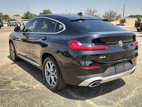 Used 2024 BMW X4 xDrive30i w/ Parking Assistance Package AWD/4WD image 2