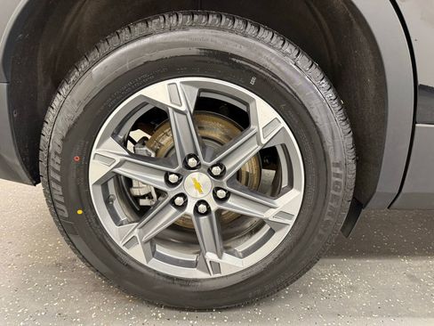 Used 2025 Chevrolet Blazer LT image 20