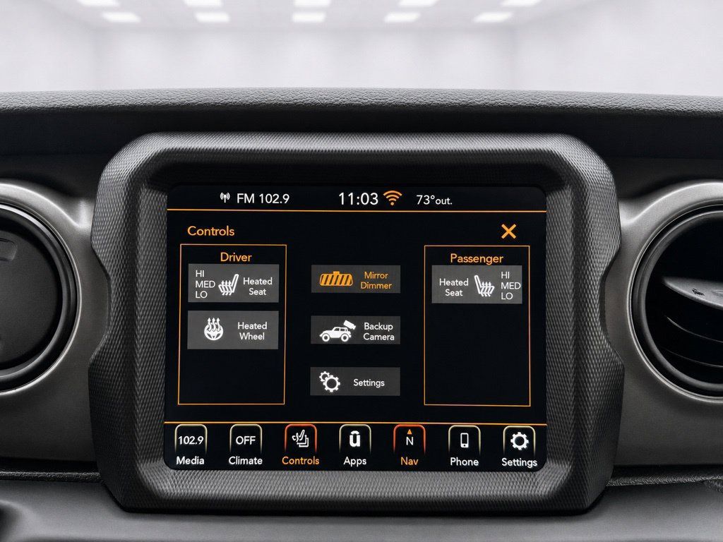 Used 2023 Jeep Wrangler Unlimited w/ Sun & Screen Package AWD/4WD image 33