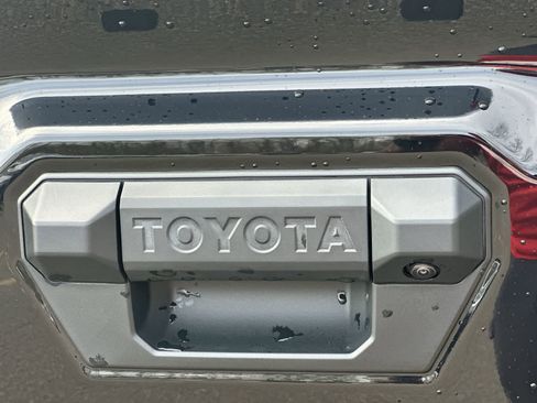 New 2026 Toyota Tacoma SR5 AWD/4WD image 23