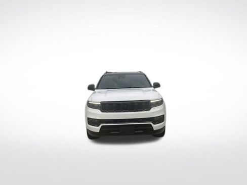 Used 2024 Jeep Grand Wagoneer L Series II w/ Quick Order Packagew 28T AWD/4WD image 8