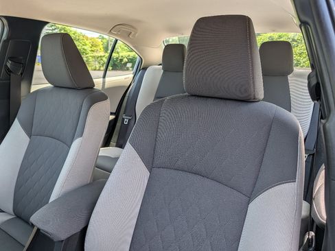 Used 2024 Toyota Corolla LE FWD image 15