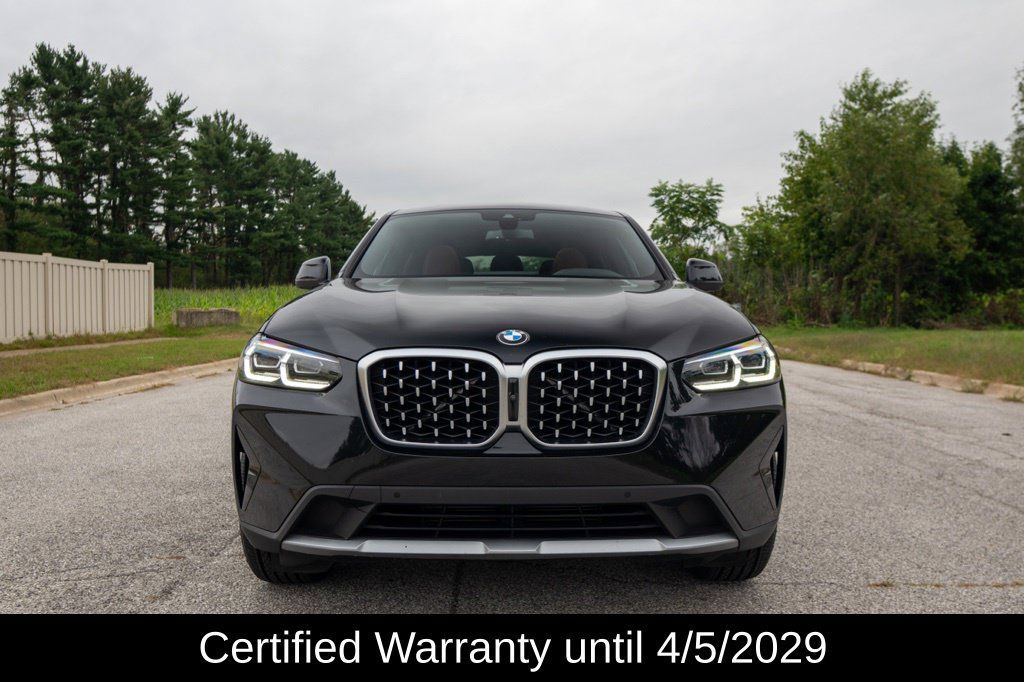 Certified 2024 BMW X4 xDrive30i AWD/4WD image 2