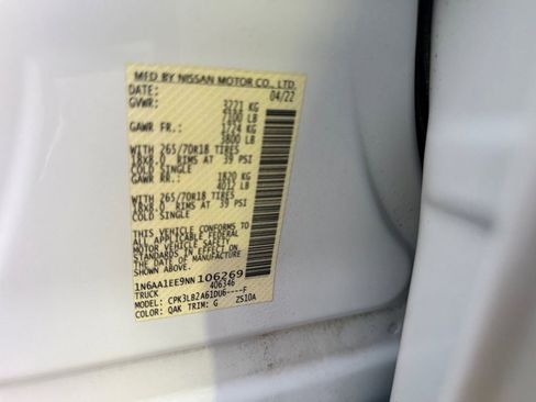 Used 2022 Nissan Titan SV w/ Accessory Utility Package image 40