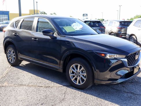 Used 2025 MAZDA CX-5 AWD 2.5 S w/ Select Package image 3