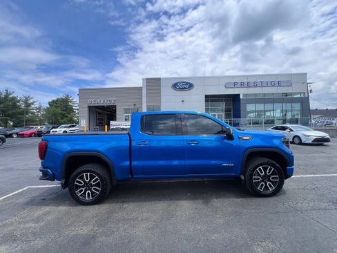 Used 2024 GMC Sierra 1500 AT4 w/ AT4 Premium Package AWD/4WD image 8