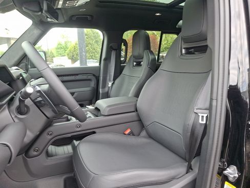 New 2026 Land Rover Defender 110 OCTA AWD/4WD image 3
