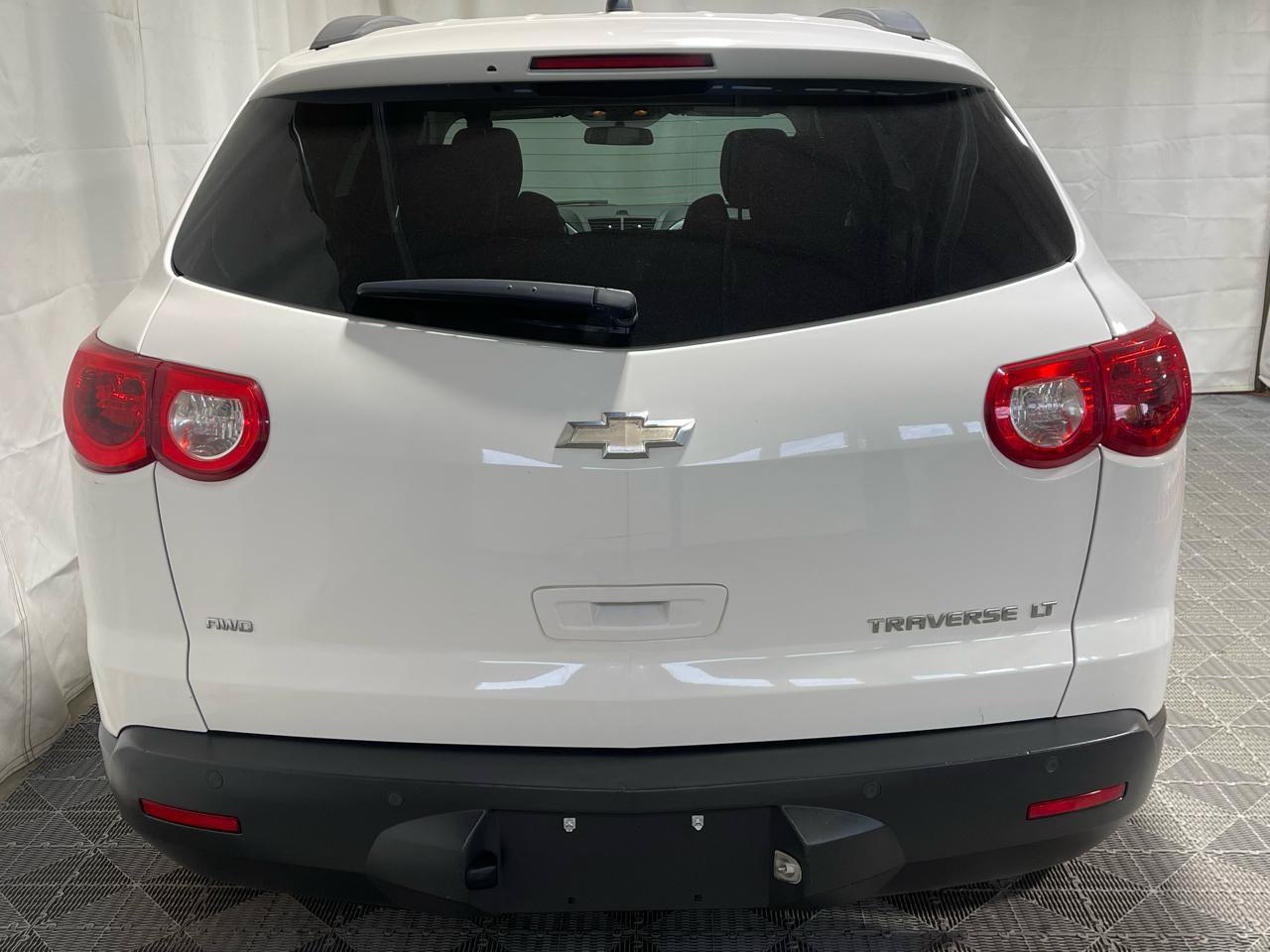 Used 2011 Chevrolet Traverse LT AWD/4WD image 7