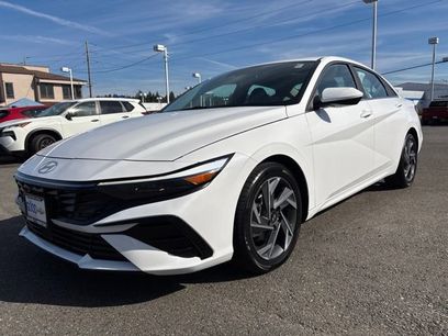 Used 2025 Hyundai Elantra SEL