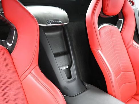 Used 2024 Chevrolet Corvette Stingray Preferred Conv w/ Z51 Performance Package RWD image 32
