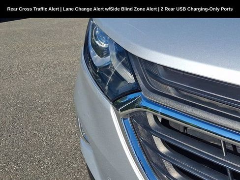 Used 2019 Chevrolet Equinox LT AWD/4WD image 18
