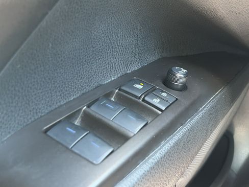 Used 2024 Toyota Camry SE FWD image 18