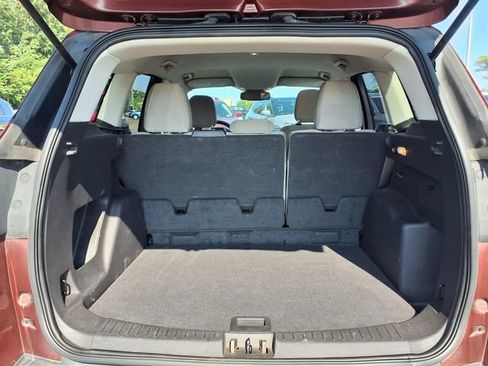 Used 2018 Ford Escape SE w/ Ford Safe & Smart Package FWD image 20