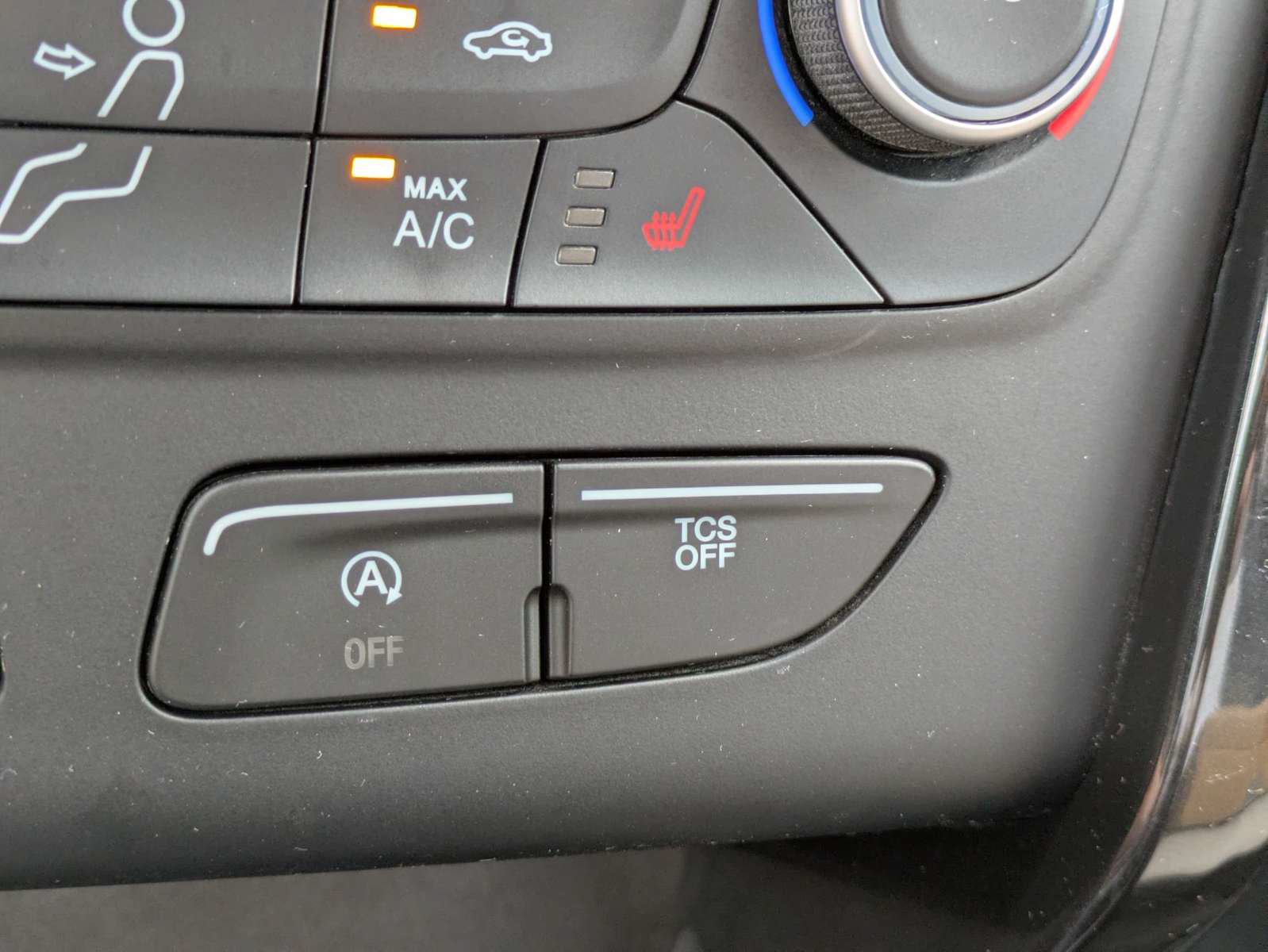 Used 2019 Ford Escape SEL FWD image 26