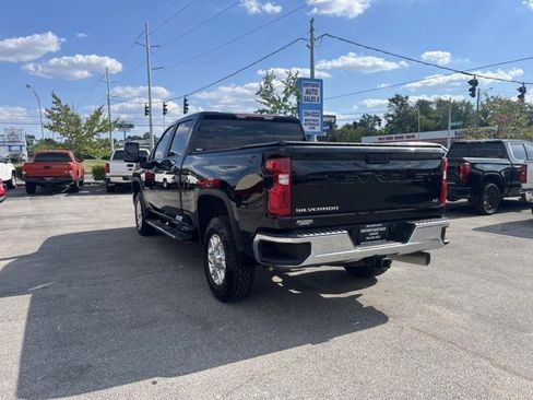Used 2024 Chevrolet Silverado 2500 LT image 4