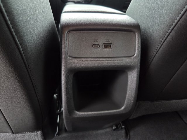 Used 2025 Chevrolet Trax RS w/ Driver Confidence Package FWD image 14