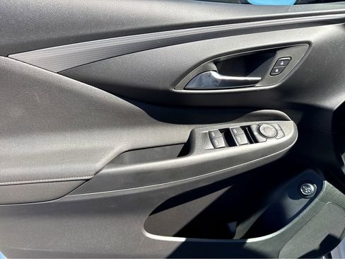 New 2026 Buick Envista Sport Touring FWD image 9