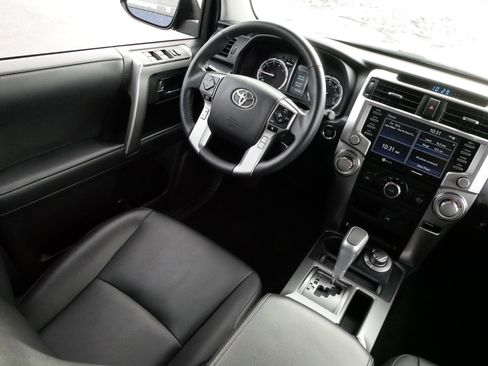 Certified 2022 Toyota 4Runner TRD Sport image 9