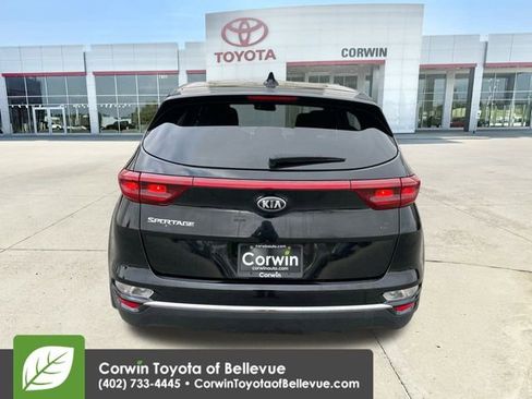 Used 2020 Kia Sportage LX image 7