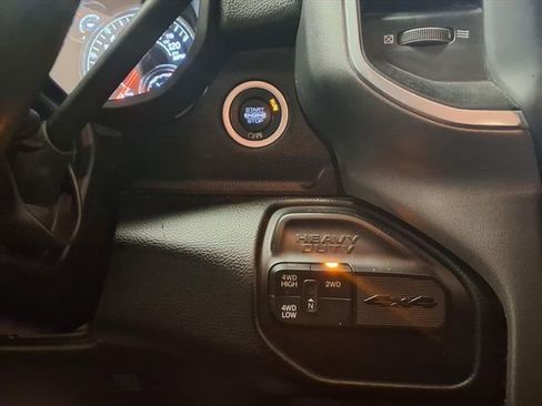 Used 2024 RAM 2500 Big Horn image 23