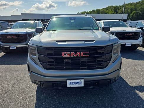 New 2025 GMC Sierra 1500 Elevation image 8