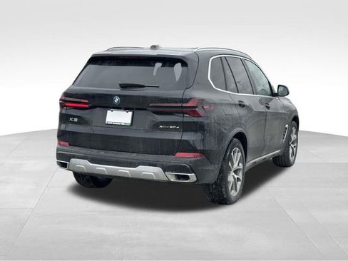 New 2026 BMW X5 xDrive50e w/ Executive Package image 4
