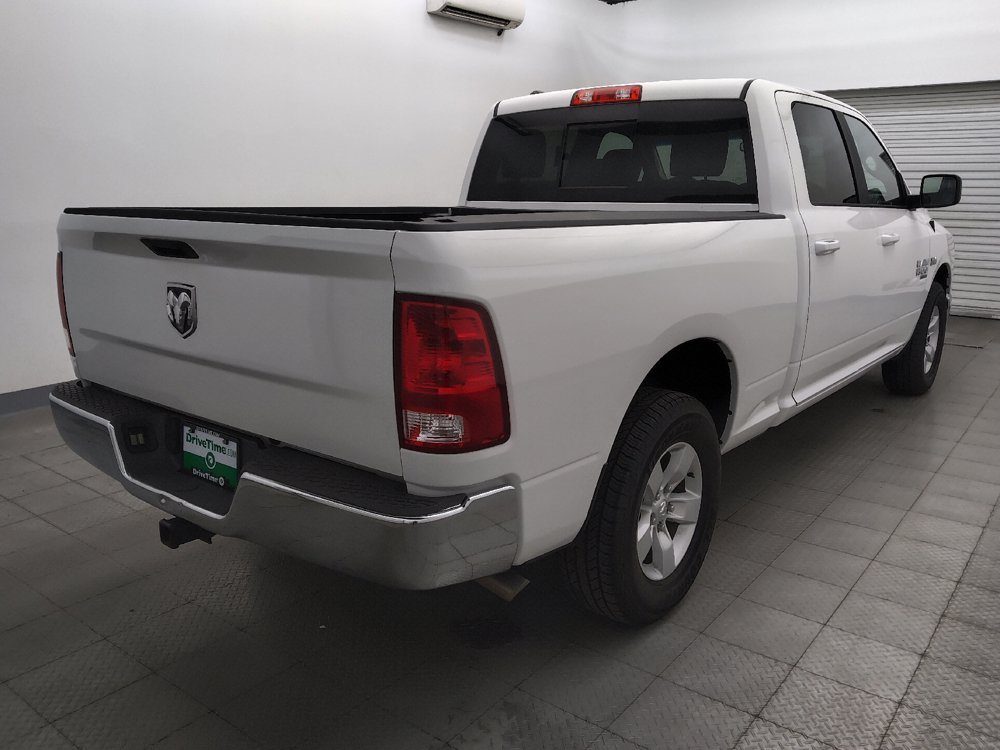 Used 2019 RAM 1500 Classic SLT RWD image 9