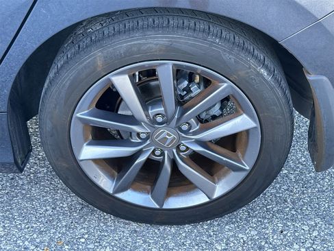 Used 2019 Honda Civic EX image 12