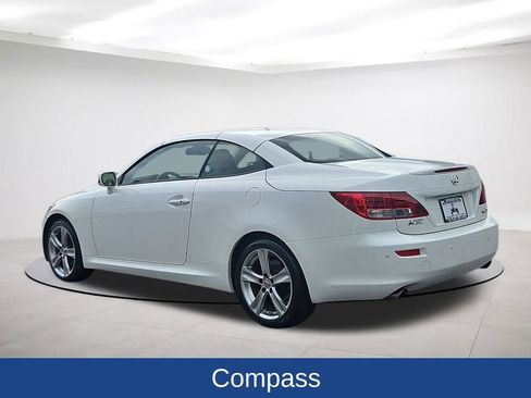 Used 2013 Lexus IS 250C image 9