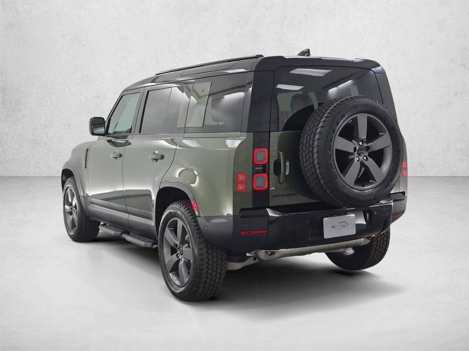 New 2026 Land Rover Defender 110 S AWD/4WD image 9