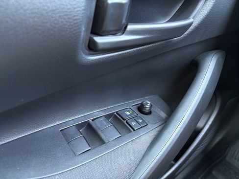 Used 2025 Toyota Corolla LE image 11