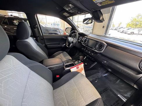 Used 2023 Toyota Tacoma TRD Off-Road image 50