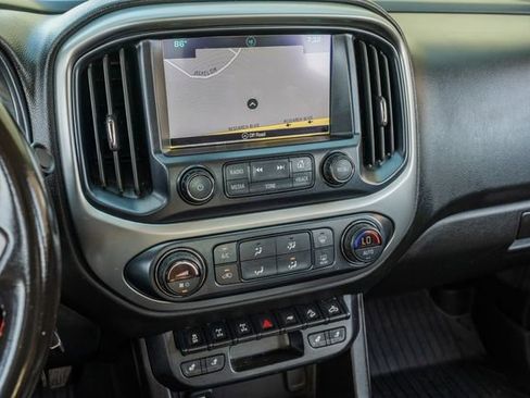 Used 2018 Chevrolet Colorado ZR2 image 27