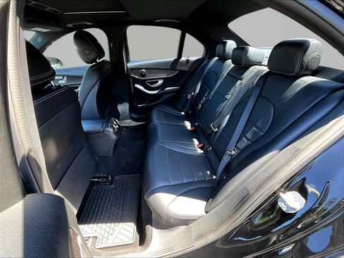 Used 2019 Mercedes-Benz C 300 4MATIC Sedan image 21
