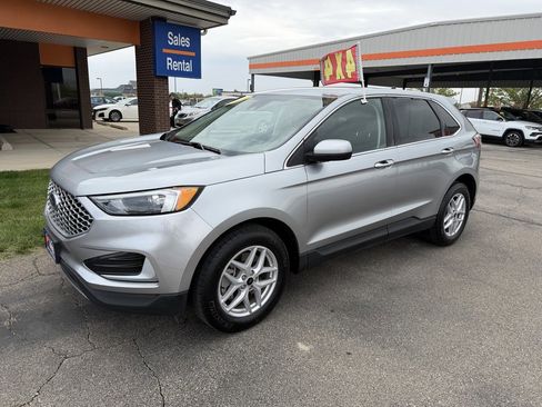 Used 2024 Ford Edge SEL w/ Cargo Accessory Package AWD/4WD image 32