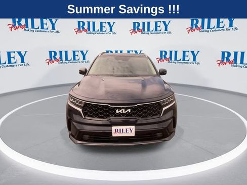 Used 2023 Kia Sorento EX AWD/4WD image 3