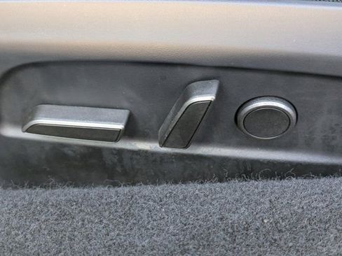 Used 2024 Tesla Model 3 Standard Range image 17