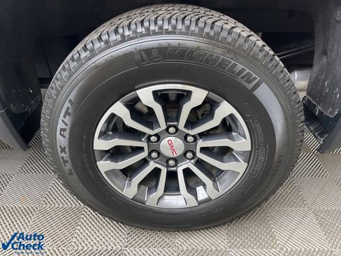 Used 2021 GMC Sierra 1500 AT4 image 30