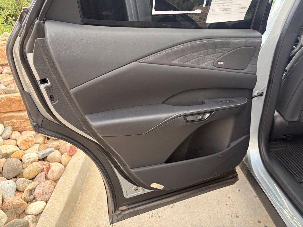Used 2025 Lexus RX 500h F Sport w/ Convenience Package AWD/4WD image 18