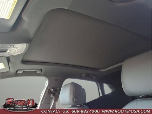 Used 2021 Audi Q3 2.0T Premium w/ Convenience Package AWD/4WD image 25