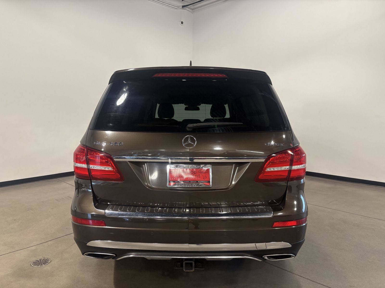 Used 2017 Mercedes-Benz GLS 450 4MATIC image 4