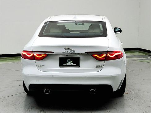 Used 2020 Jaguar XF Prestige image 6