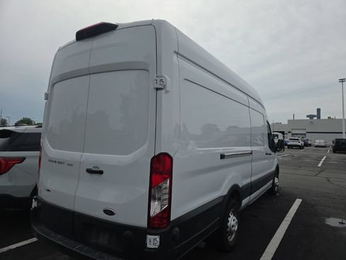 Used 2025 Ford Transit 250 148 High Roof Extended AWD image 7