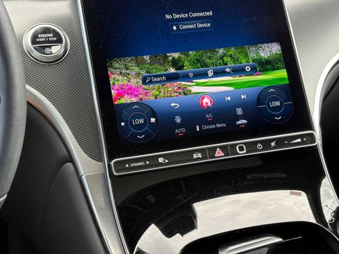 Used 2026 Mercedes-Benz GLC 300 image 17