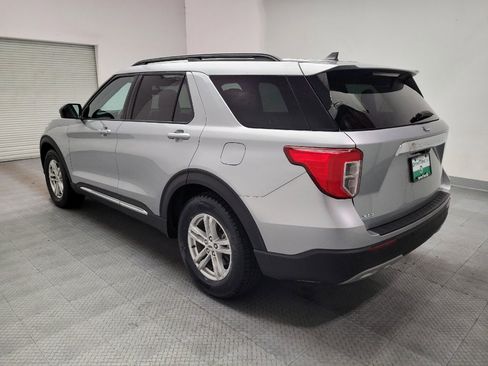 Used 2024 Ford Explorer XLT w/ Equipment Group 202A RWD image 5