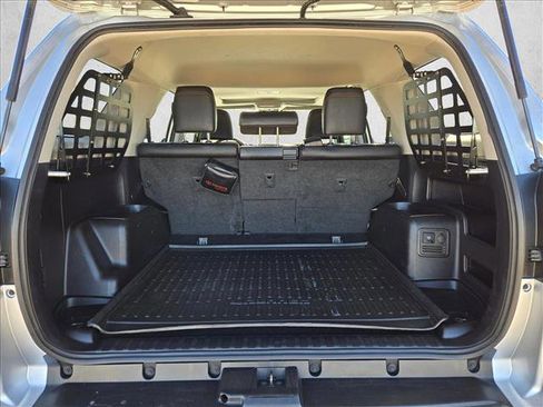 Used 2022 Toyota 4Runner TRD Off-Road Premium image 6